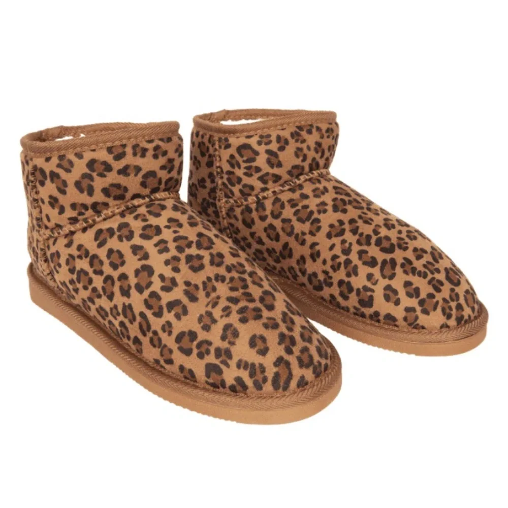 Katydid‎ Leopard Print Cozy Boots